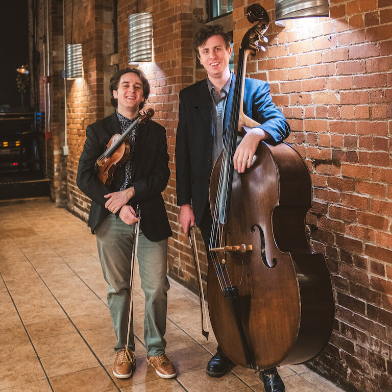 Warren & Flick Folk Duo Aebersold & Neiweem Headshot